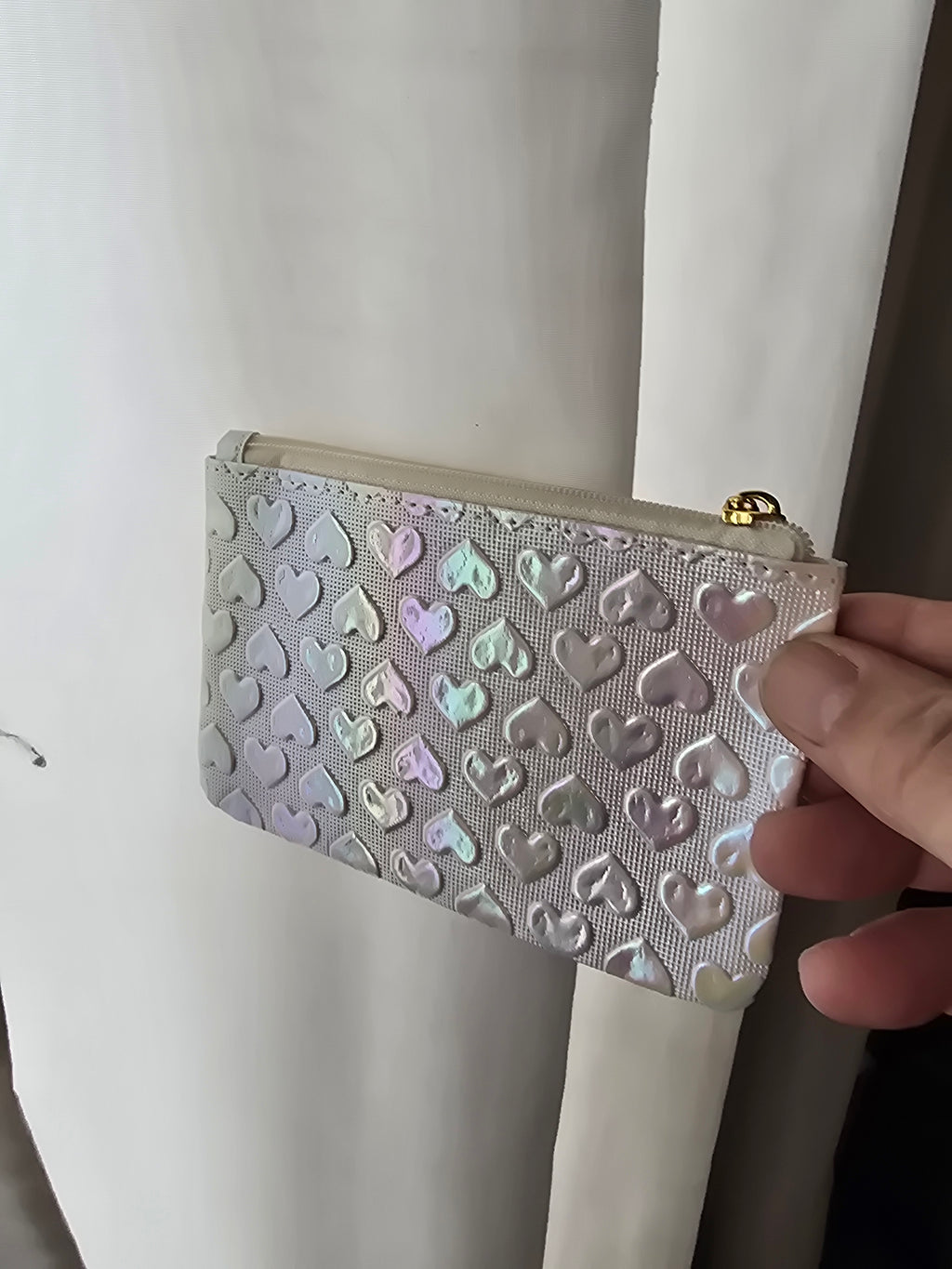 Zipper pouch