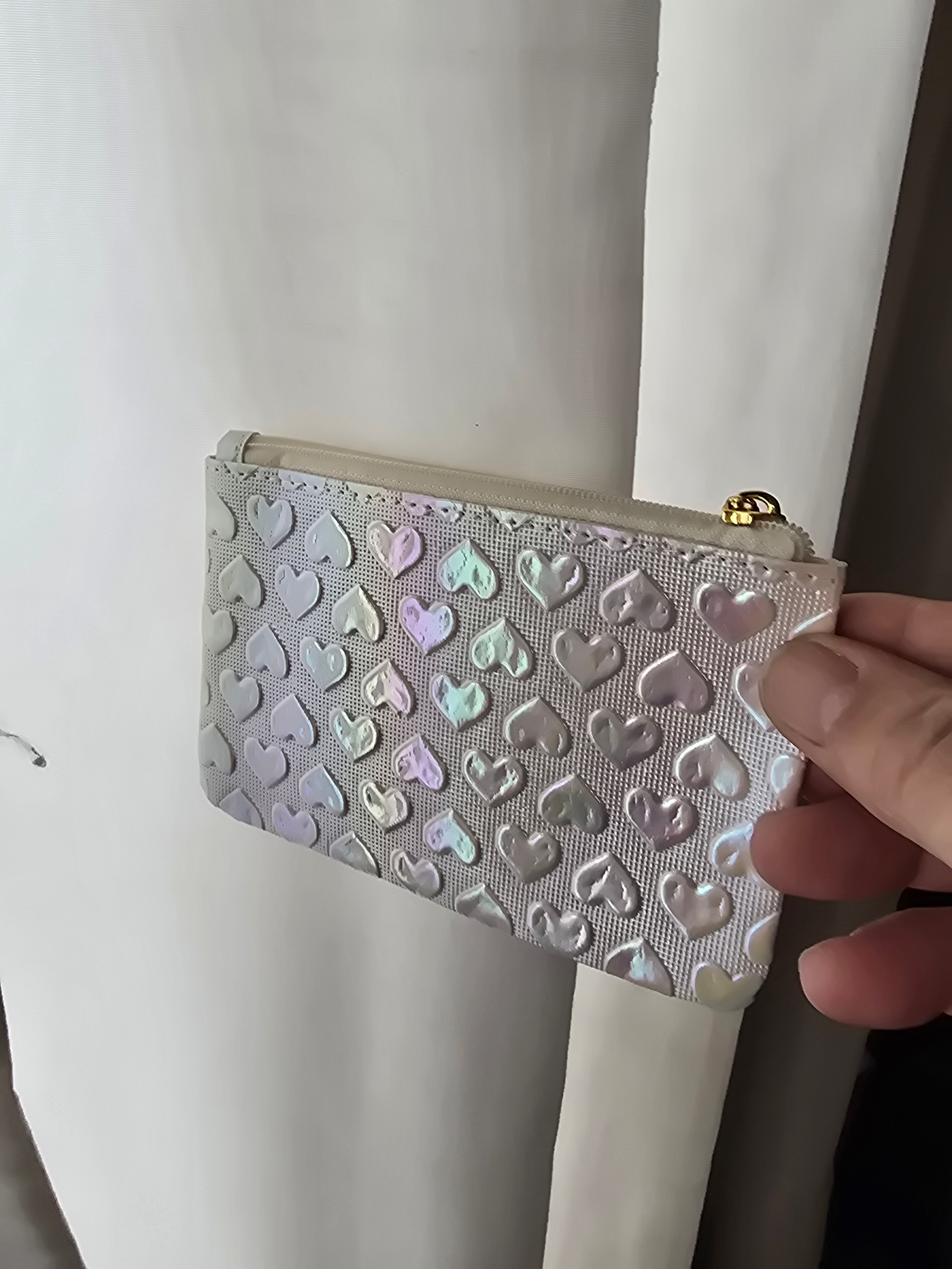 Zipper pouch